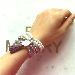 Elastic bead and charms bracelet